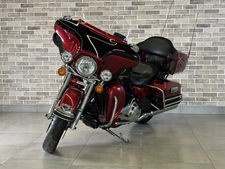 2011 Harley-Davidson Electra Glide, красный, 1095000 рублей, вид 2