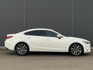 2018 Mazda 6 III (GJ) Рестайлинг, белый, 2090000 рублей, вид 4
