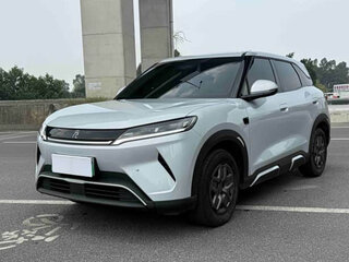 2025 BYD Yuan Up 32 kWh, серебристый, 1750000 рублей, вид 1