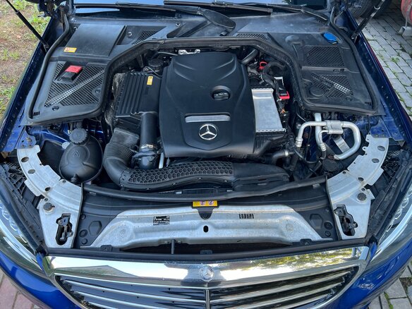 2014 Mercedes-Benz C-Класс 180 IV (W205), синий, 1500000 рублей - вид 15