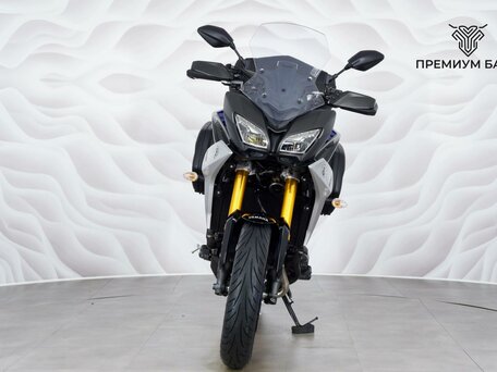 2018 Yamaha MT-09 Tracer (FJ-09), чёрный, 977000 рублей, вид 4