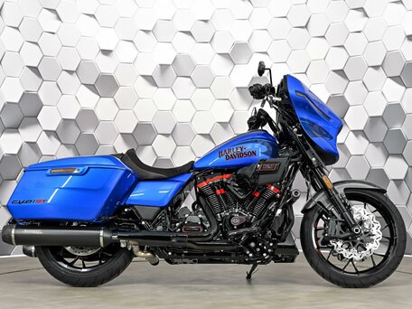 2026 Harley-Davidson CVO Street Glide ST, синий, 5599000 рублей, вид 3
