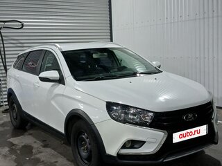 2017 Lada (ВАЗ) Vesta SW Cross I, белый, 610000 рублей, вид 4