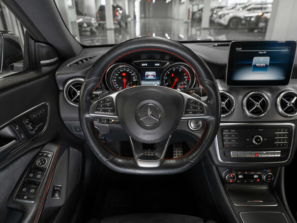 2018 Mercedes-Benz CLA 250 I (C117, X117) Рестайлинг, белый, 2080000 рублей - вид 9