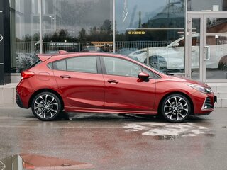 2018 Chevrolet Cruze II Рестайлинг, красный, 1400000 рублей, вид 4