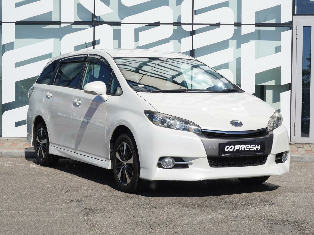 Открыть фотографии: Toyota Wish II Рестайлинг