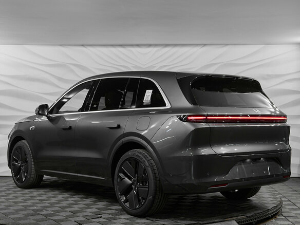 2026 Li Auto (Lixiang) L6 I, серый, 8890000 рублей - вид 5