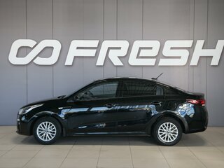 2020 Kia Rio IV, чёрный, 1650000 рублей, вид 4