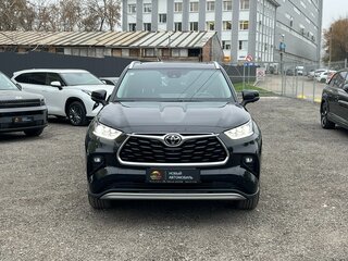 2026 Toyota Highlander IV (XU70), чёрный, 4950000 рублей, вид 2