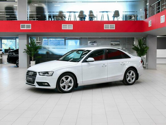 2013 Audi A4 IV (B8) Рестайлинг, белый, 1090000 рублей