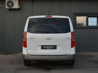 2016 Hyundai H-1 II Рестайлинг, белый, 2599999 рублей, вид 5