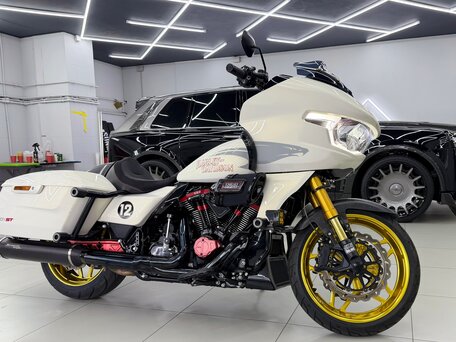 2024 Harley-Davidson CVO Road Glide ST, белый, 6355000 рублей, вид 1