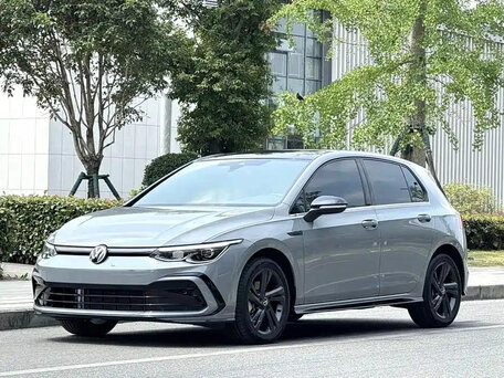 Volkswagen Golf VIII