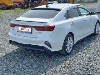 2022 Kia Cerato IV Рестайлинг, белый, 2220000 рублей, вид 3