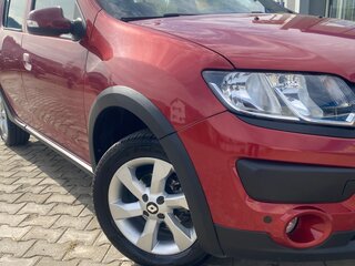 2015 Renault Sandero Stepway II, красный, 670000 рублей, вид 5