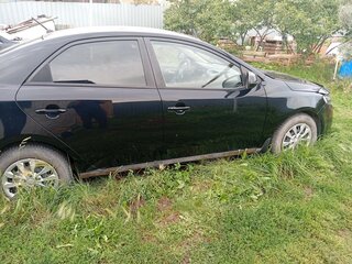 2012 Kia Cerato 6-speed II, чёрный, 760000 рублей, вид 2