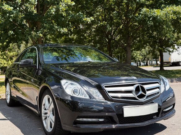 2011 Mercedes-Benz E-Класс 250 7G-Tronic IV (W212, S212, C207), чёрный, 1250000 рублей - вид 2