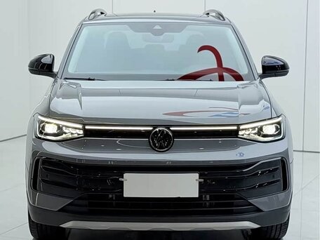 2026 Volkswagen Tharu XR, серый, 1950000 рублей, вид 3