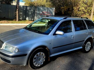 2008 Skoda Octavia I (A4) Рестайлинг, серебристый, 675000 рублей, вид 1