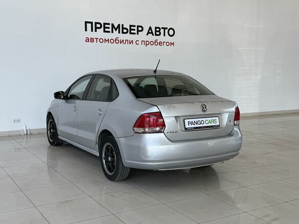 2012 Volkswagen Polo V, серебристый, 315000 рублей - вид 5
