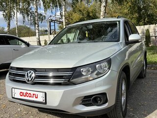 2013 Volkswagen Tiguan I Рестайлинг, серебристый, 1380000 рублей, вид 2