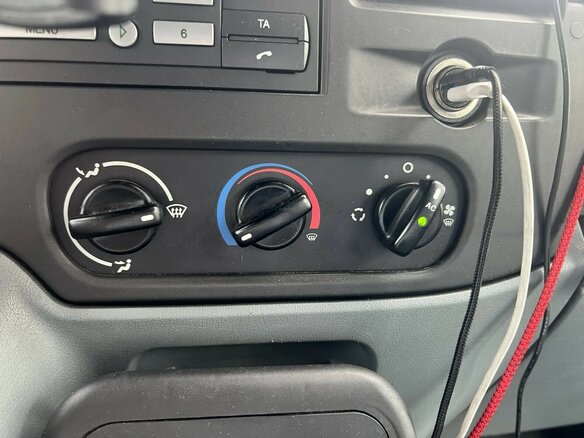 2008 Ford Transit, белый, 800000 рублей - вид 10