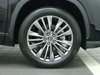 2025 Toyota Highlander IV (XU70), чёрный, 5300000 рублей, вид 5