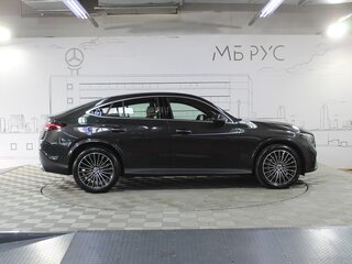 2026 Mercedes-Benz GLC Coupe 300 II (C254), чёрный, 10136880 рублей, вид 4