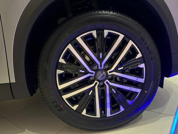 2026 Omoda C7, белый, 3499000 рублей - вид 24
