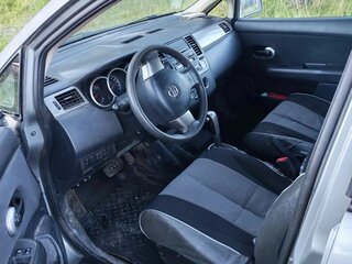 2012 Nissan Tiida I Рестайлинг, серый, 700000 рублей, вид 5