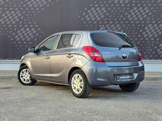 2010 Hyundai i20 I, серый, 730000 рублей, вид 4