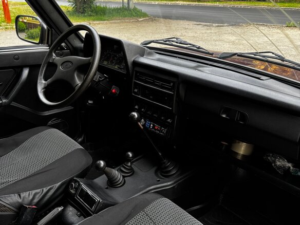2011 Lada (ВАЗ) 2121 (4x4) I Рестайлинг, пурпурный, 425000 рублей - вид 5