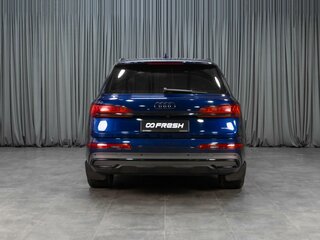 2021 Audi Q7 45 TDI II (4M) Рестайлинг, синий, 6730000 рублей, вид 4