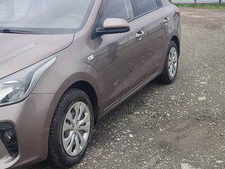 2018 Kia Rio IV, коричневый, 1380000 рублей, вид 2