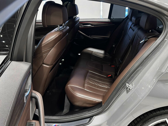 2020 BMW 5 серии 530e VII (G30/G31/G38) Рестайлинг, серый, 4690000 рублей - вид 19
