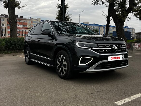 2023 Volkswagen Tayron I Рестайлинг, коричневый, 2960000 рублей
