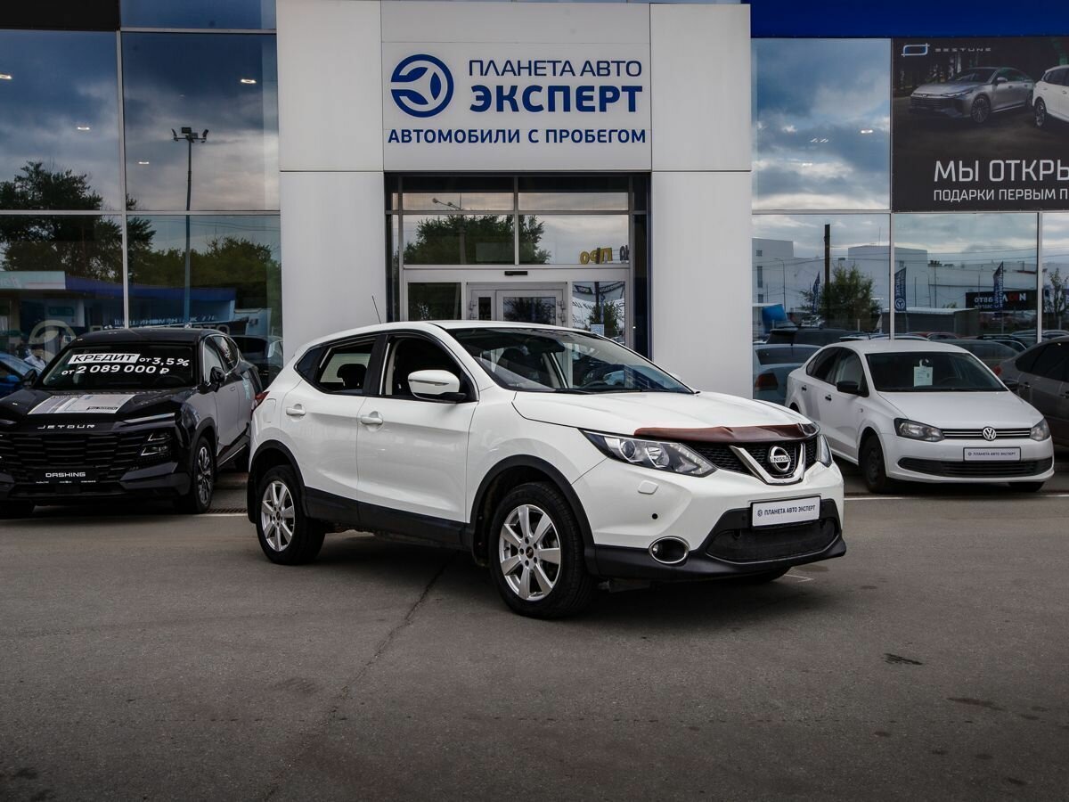 Открыть фотографии: Nissan Qashqai II