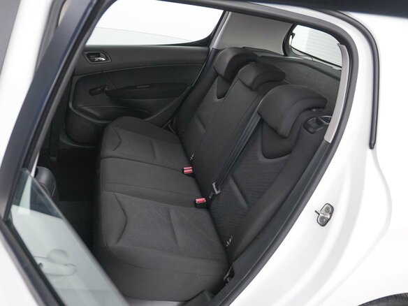 2012 Peugeot 308 I Рестайлинг, белый, 642055 рублей - вид 8