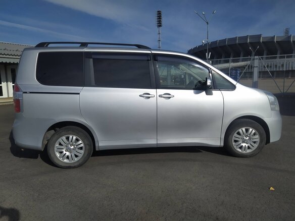 2008 Toyota Noah II (R70), серый, 950000 рублей - вид 6
