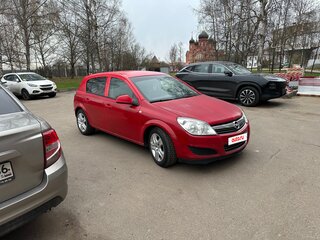 2010 Opel Astra H Рестайлинг, красный, 340000 рублей, вид 2