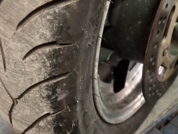 2000 Suzuki Burgman (SkyWave) 400, серый, 120000 рублей - вид 3