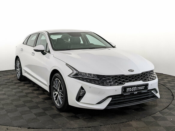 2021 Kia K5 III, белый, 2245000 рублей - вид 2