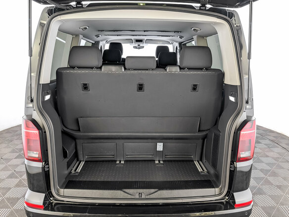 2021 Volkswagen Multivan T6 Рестайлинг, чёрный, 5685000 рублей - вид 10