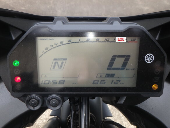 2021 Yamaha YZF-R3, чёрный, 560000 рублей - вид 16