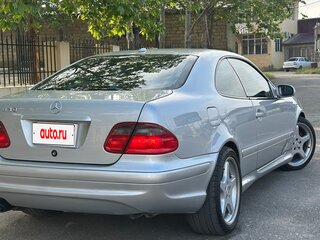 2000 Mercedes-Benz CLK-Класс 430 I (W208) Рестайлинг, серебристый, 900000 рублей, вид 2