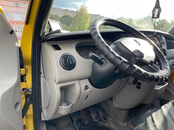 2008 Renault Master, жёлтый, 1200000 рублей - вид 10