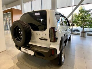 2025 Lada (ВАЗ) Niva Travel I, белый, 1349370 рублей, вид 2