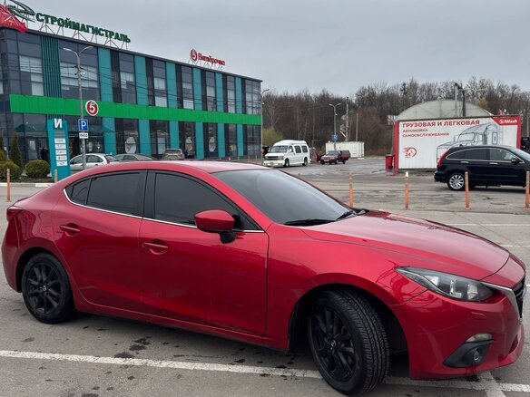2013 Mazda 3 III (BM), красный, 1200000 рублей - вид 3