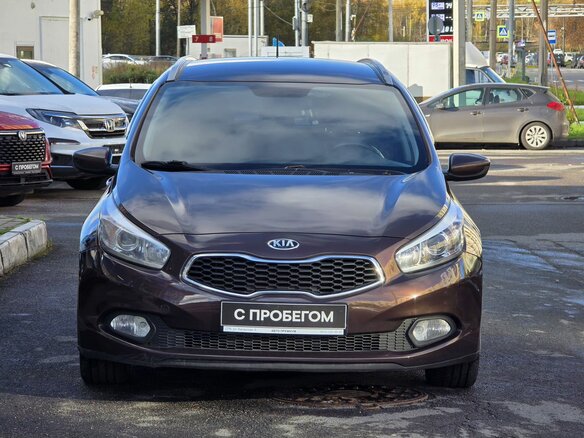 2013 Kia Ceed II, коричневый, 930000 рублей - вид 1