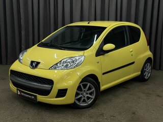 2010 Peugeot 107 I Рестайлинг, жёлтый, 379999 рублей, вид 1